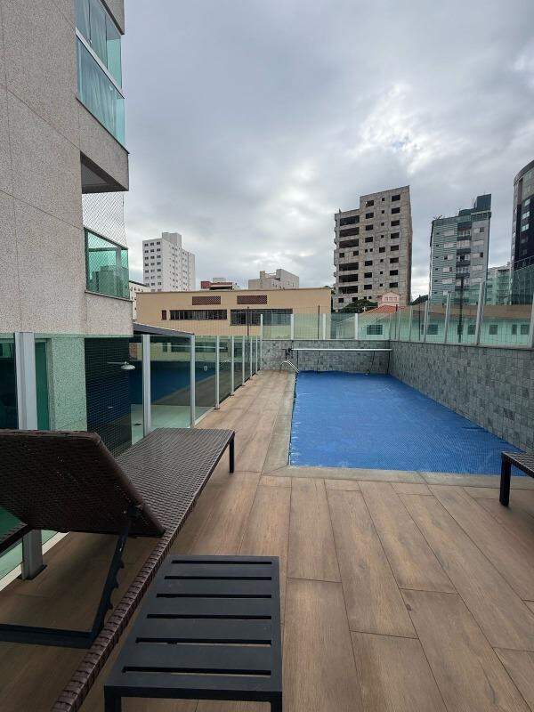 Apartamento à venda no Graças: 