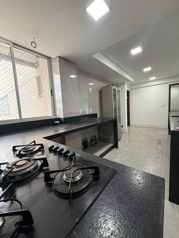 Apartamento à venda no Graças: 