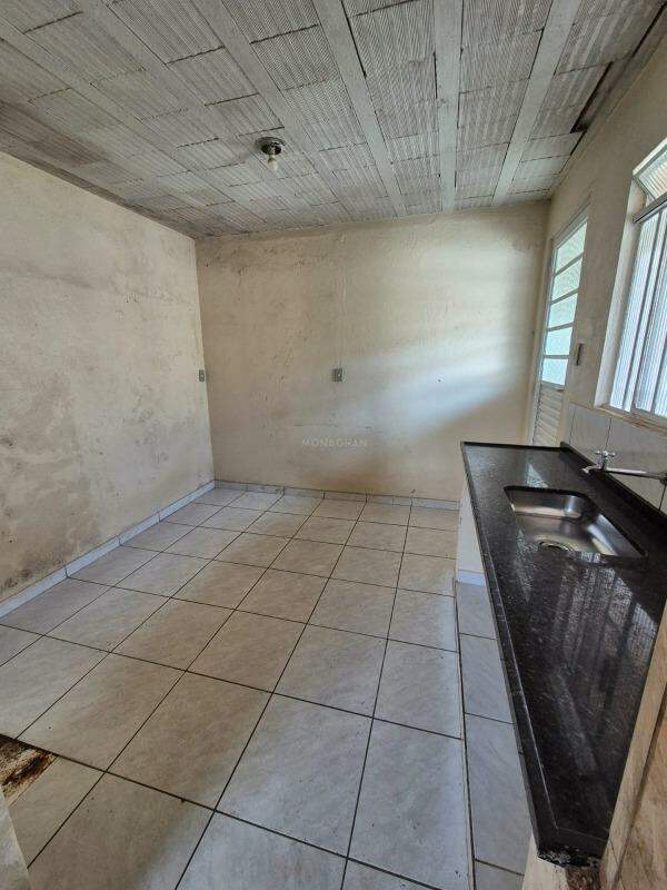 Casa à venda no Nogueira Machado: 