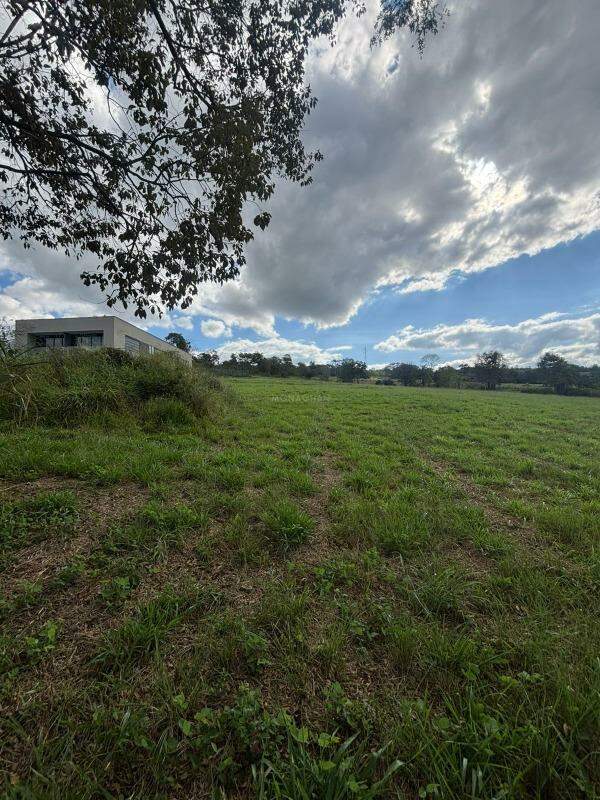 Lote em condomínio à venda no Granja Gloria: 