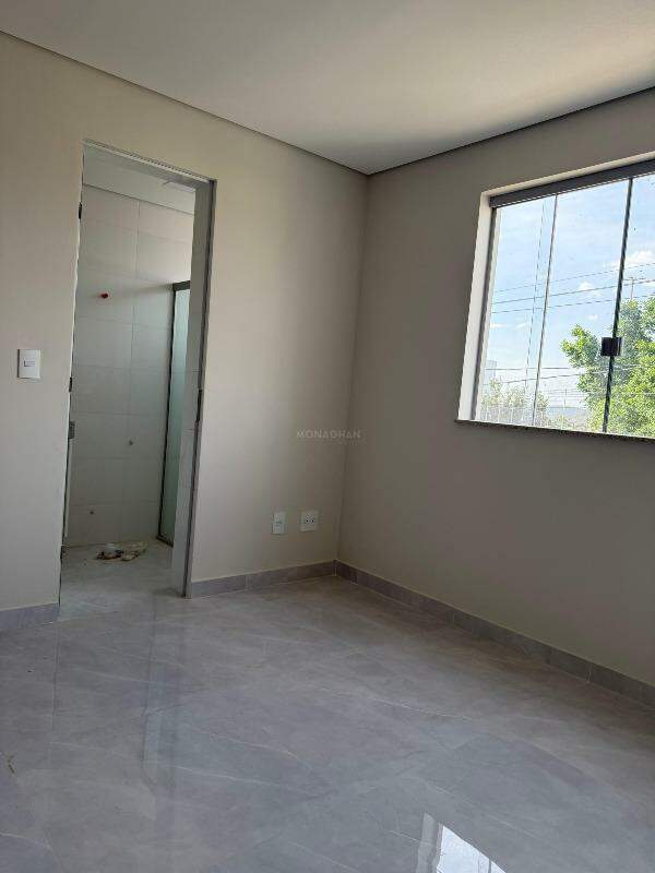 Apartamento à venda no Aeroporto: 
