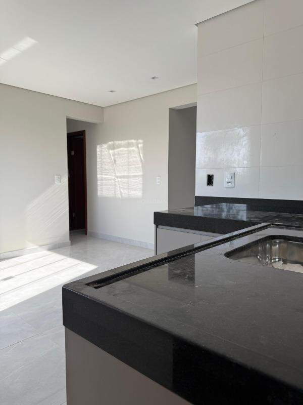 Apartamento à venda no Aeroporto: 