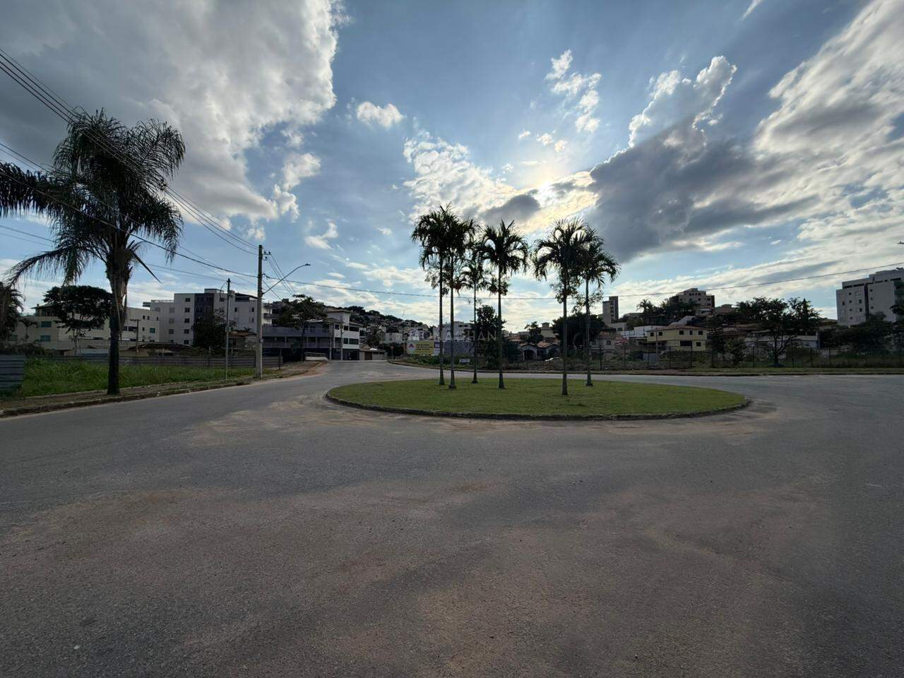 Lote à venda no Aurora Village: 