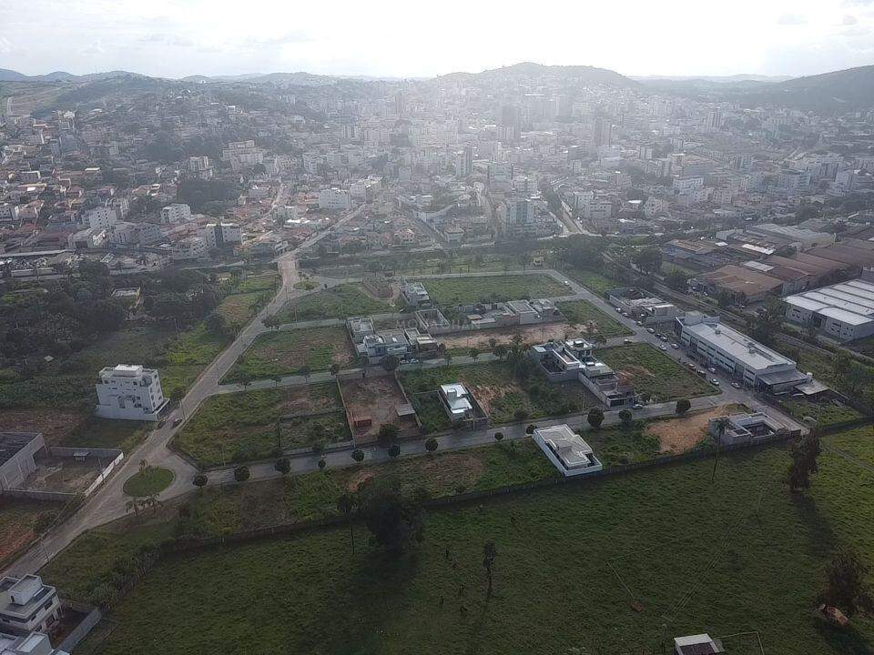 Lote à venda no Aurora Village: 