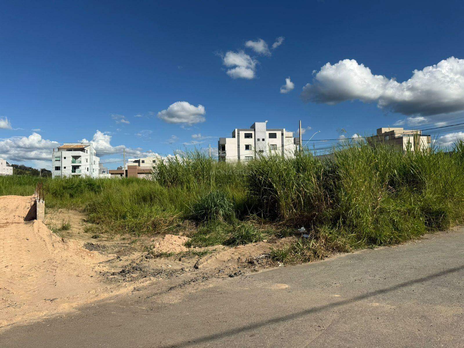 Lote à venda no Sion: 