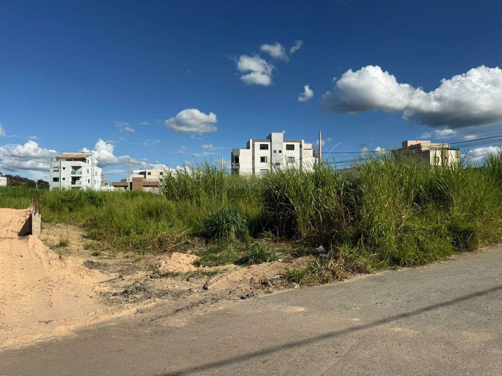 Lote à venda no Sion: 