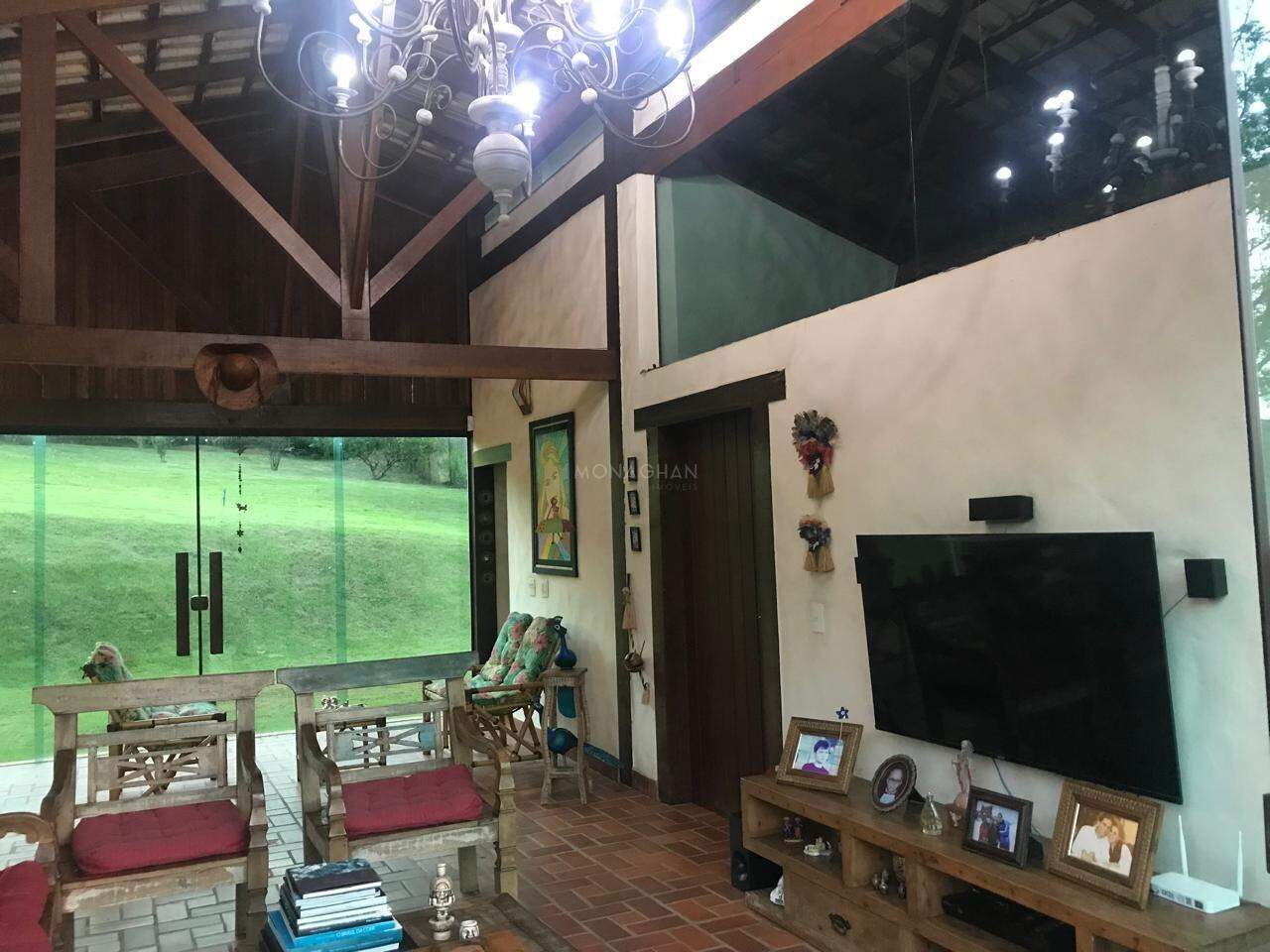 Casa à venda no Centro: 