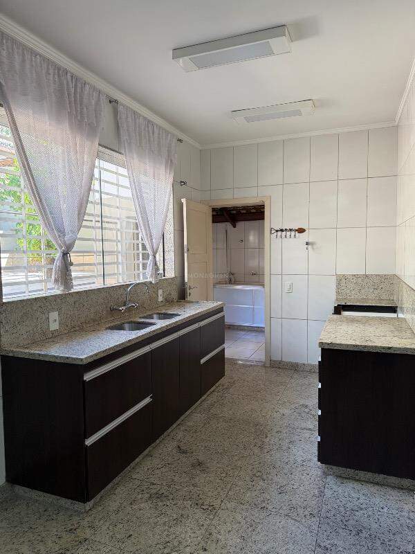 Casa à venda no Graças: 