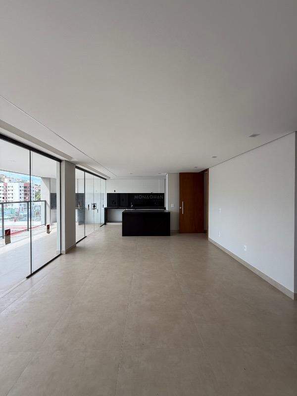 Apartamento à venda no Cerqueira Lima: 