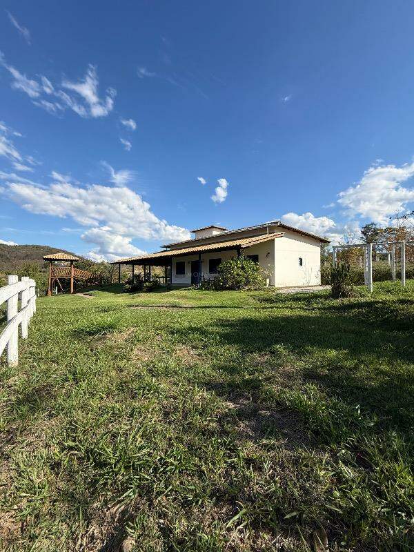 Fazenda à venda no Distrito industrial : 