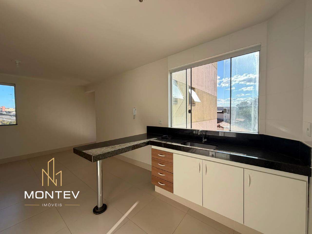 Apartamento à venda no Levindo Paula Pereira: 