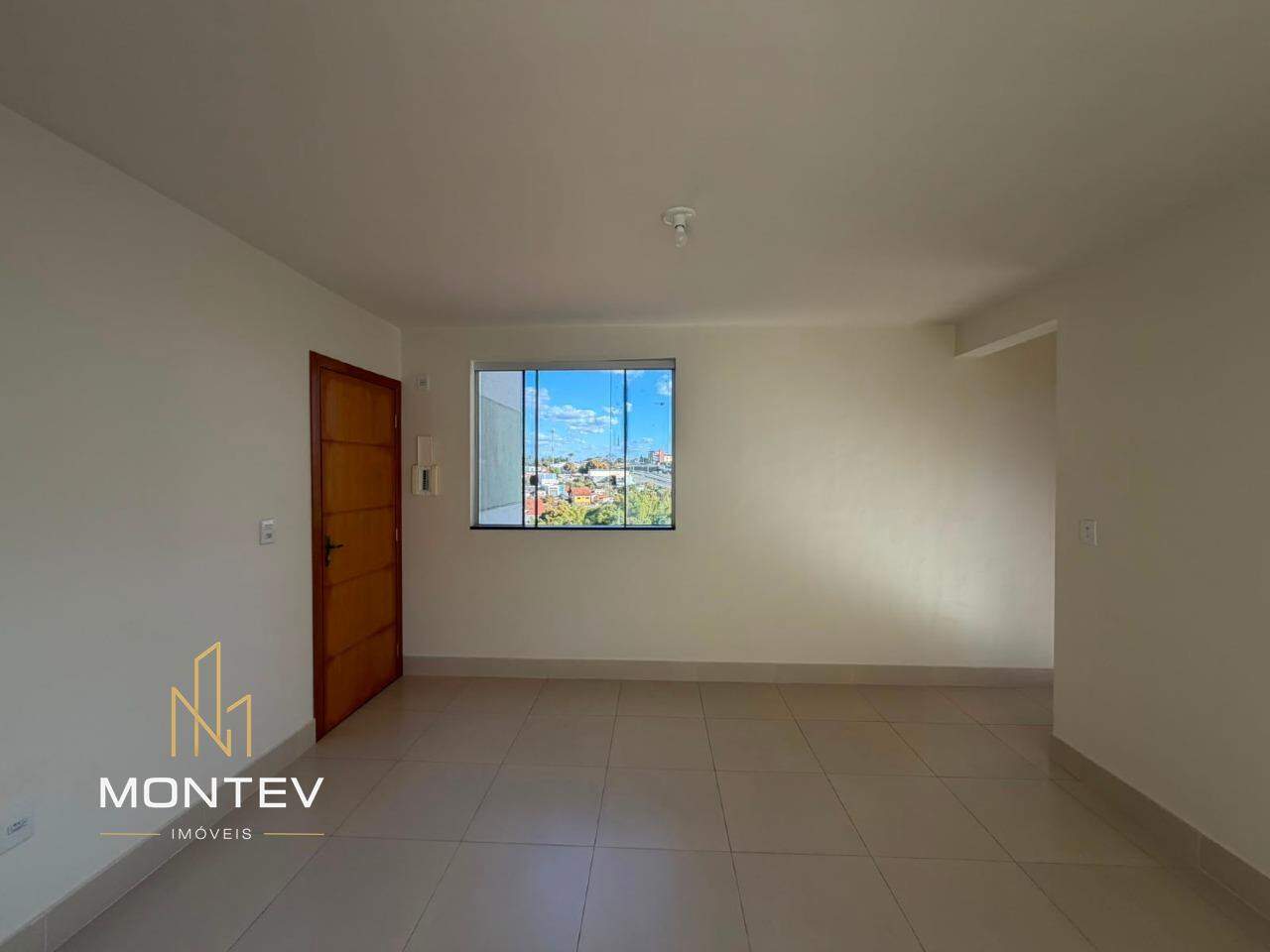 Apartamento à venda no Levindo Paula Pereira: 