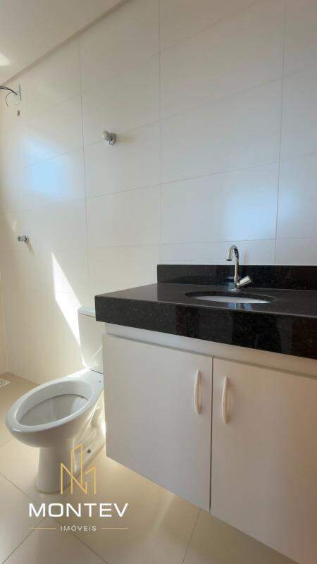 Apartamento à venda no Levindo Paula Pereira: SUITE