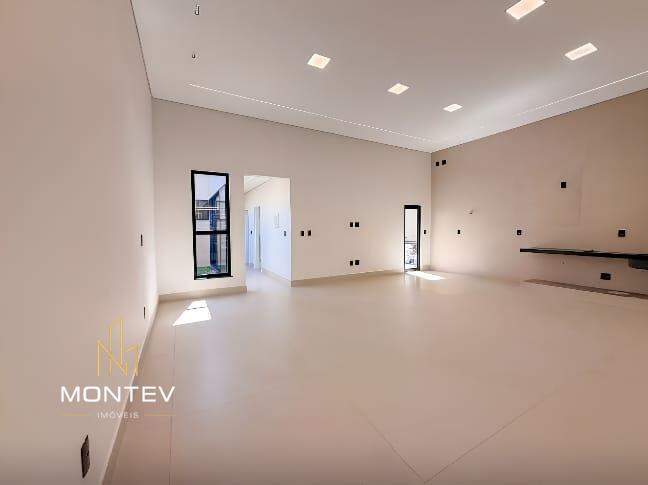 Casa à venda no Planalto: 
