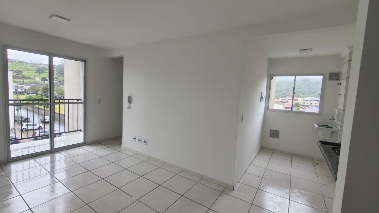 Apartamento com 53m², 2 quartos, 1 vaga, Felicidade Residencial Clube em Florianópolis para Alugar