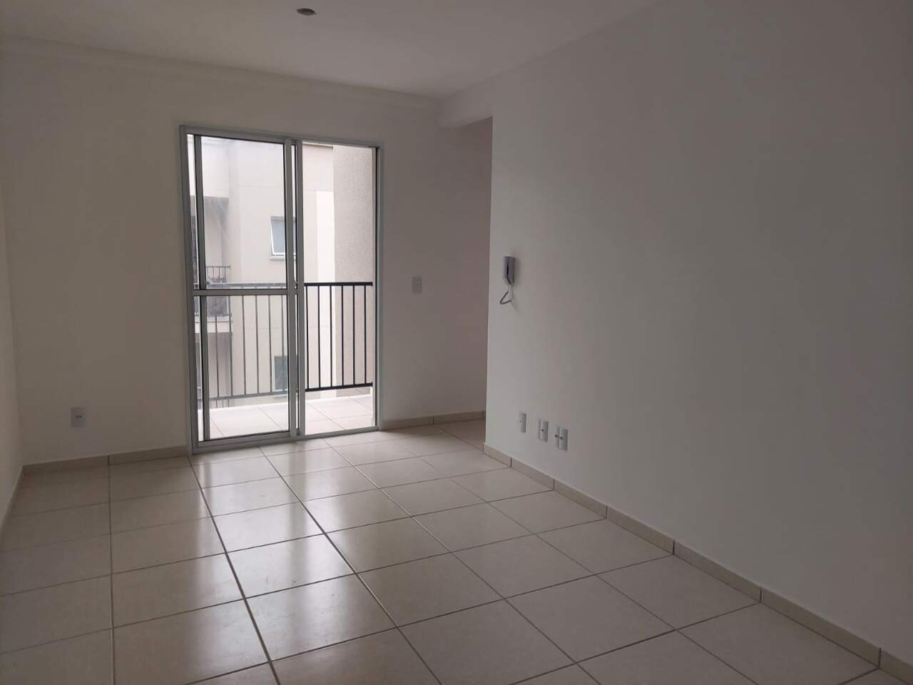 Apartamento com 59m², 2 quartos, 1 vaga, Felicidade Residencial Clube em Florianópolis para Alugar