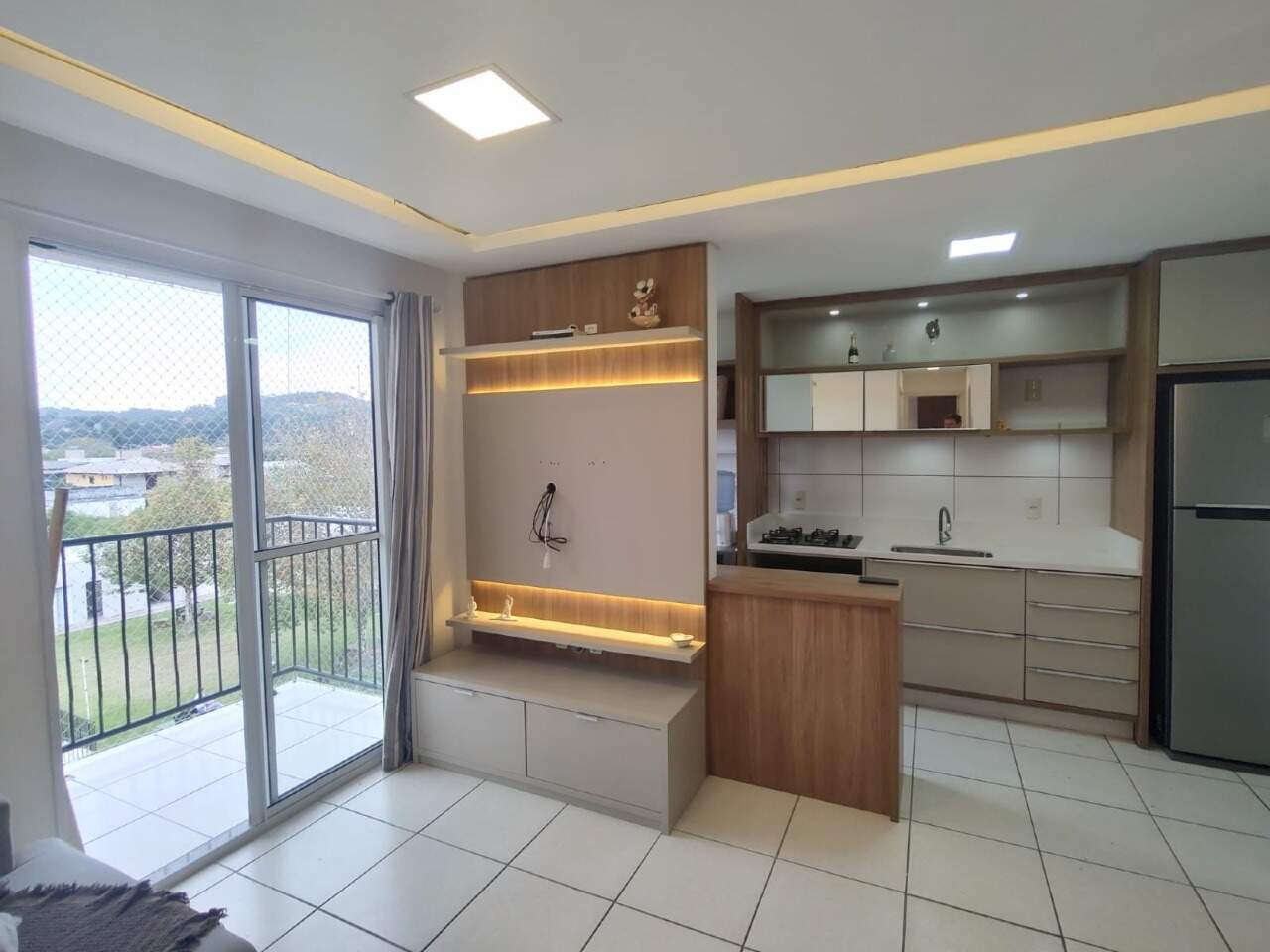 Apartamento com 54m², 2 quartos, 1 vaga, Felicidade Residencial Clube em Florianópolis para Alugar