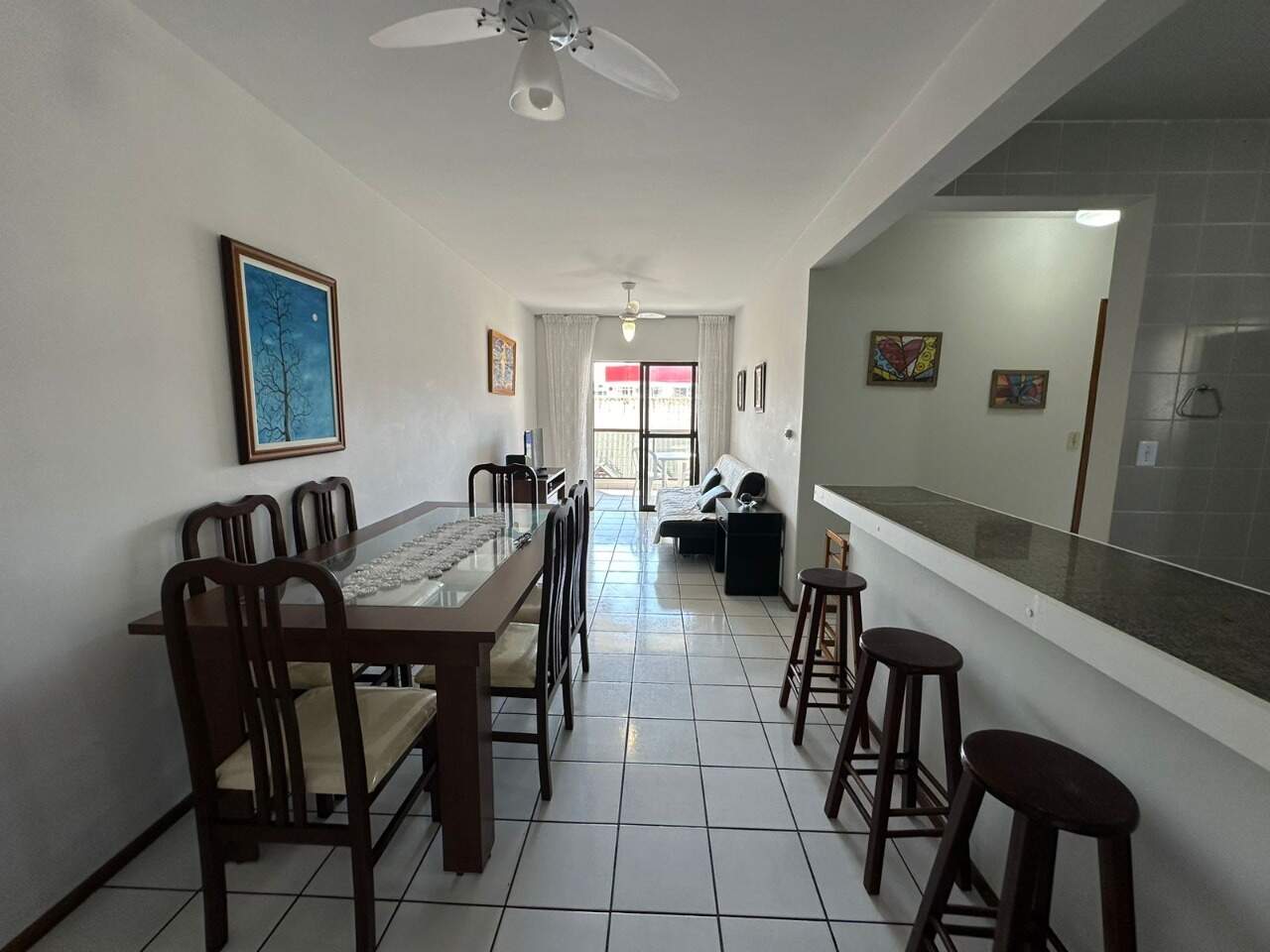 Apartamento com 73m², 2 quartos, 1 suíte, 1 vaga, Vila Florida Residencial em Florianópolis para Alugar