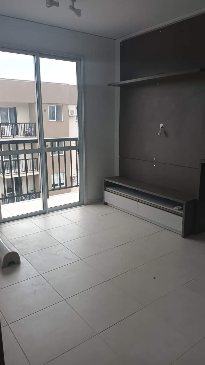 Apartamento com 57m², 2 quartos, 1 vaga, Verde Vale Residencial em Florianópolis para Alugar