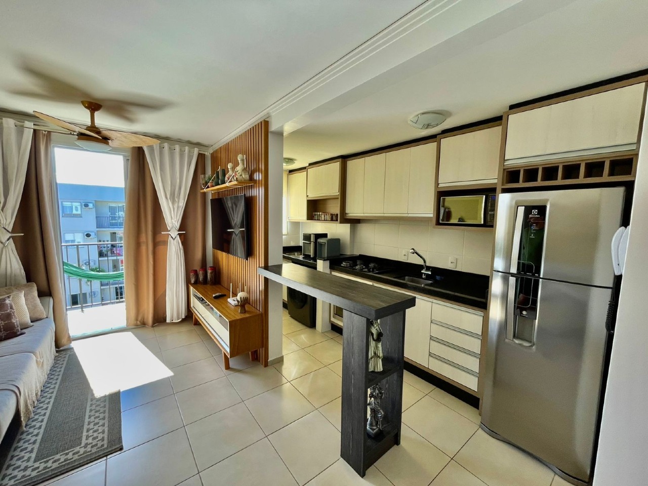 Apartamento com 58m², 2 quartos, 2 vagas, Residencial Ilha do Sol em Florianópolis para Comprar