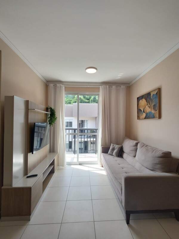 Apartamento com 55m², 2 quartos, 1 vaga, Verde Vale Residencial em Florianópolis para Alugar