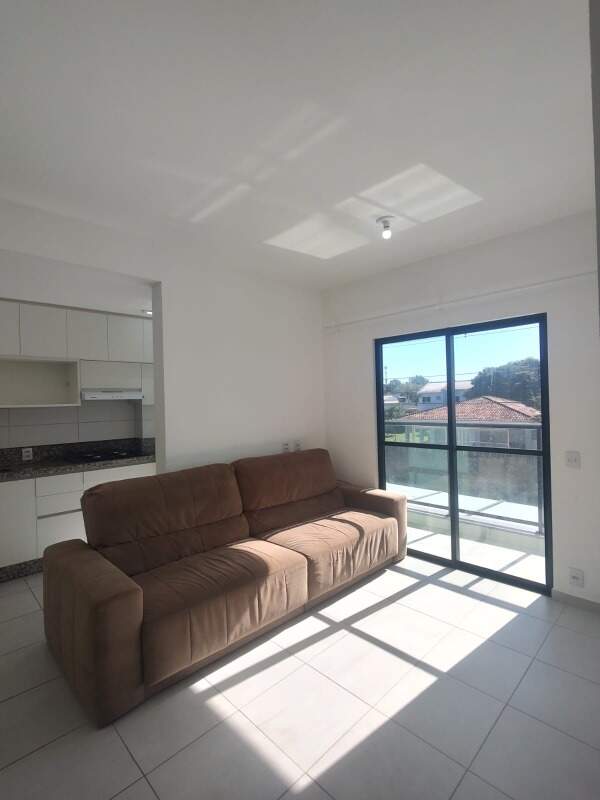 Apartamento com 61m², 2 quartos, 1 suíte, 1 vaga, Residencial Villa Siena em Florianópolis para Alugar