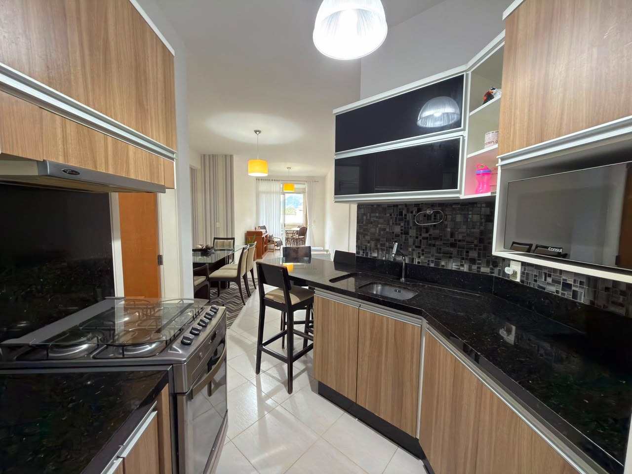 Apartamento com 96m², 3 quartos, 1 suíte, 1 vaga, Residencial Villa dos Açores em Florianópolis para Comprar