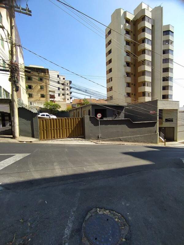 Casa à venda no CENTRO: 