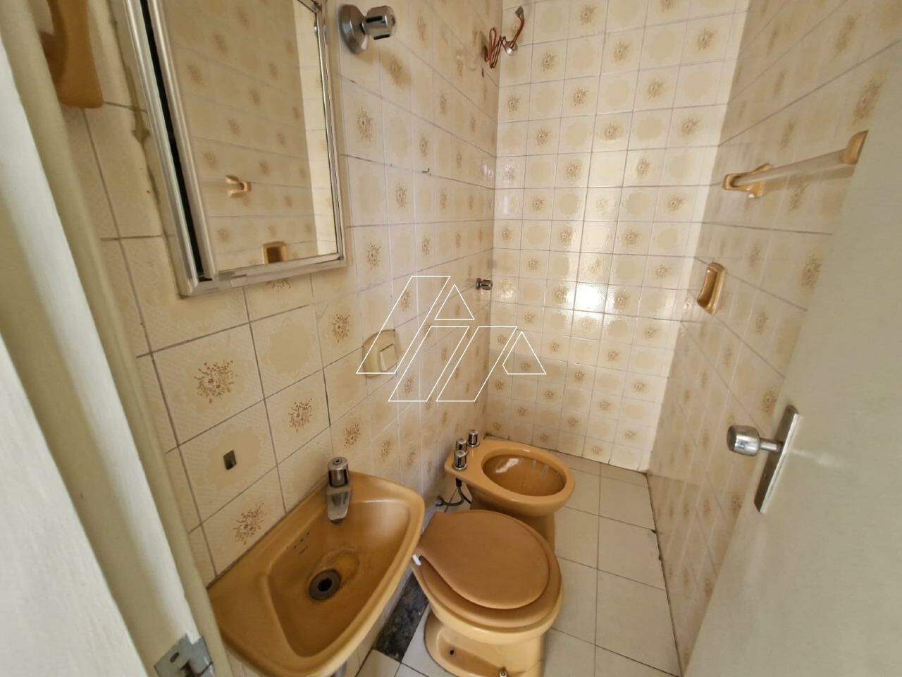 Sala para aluguel no Centro: 