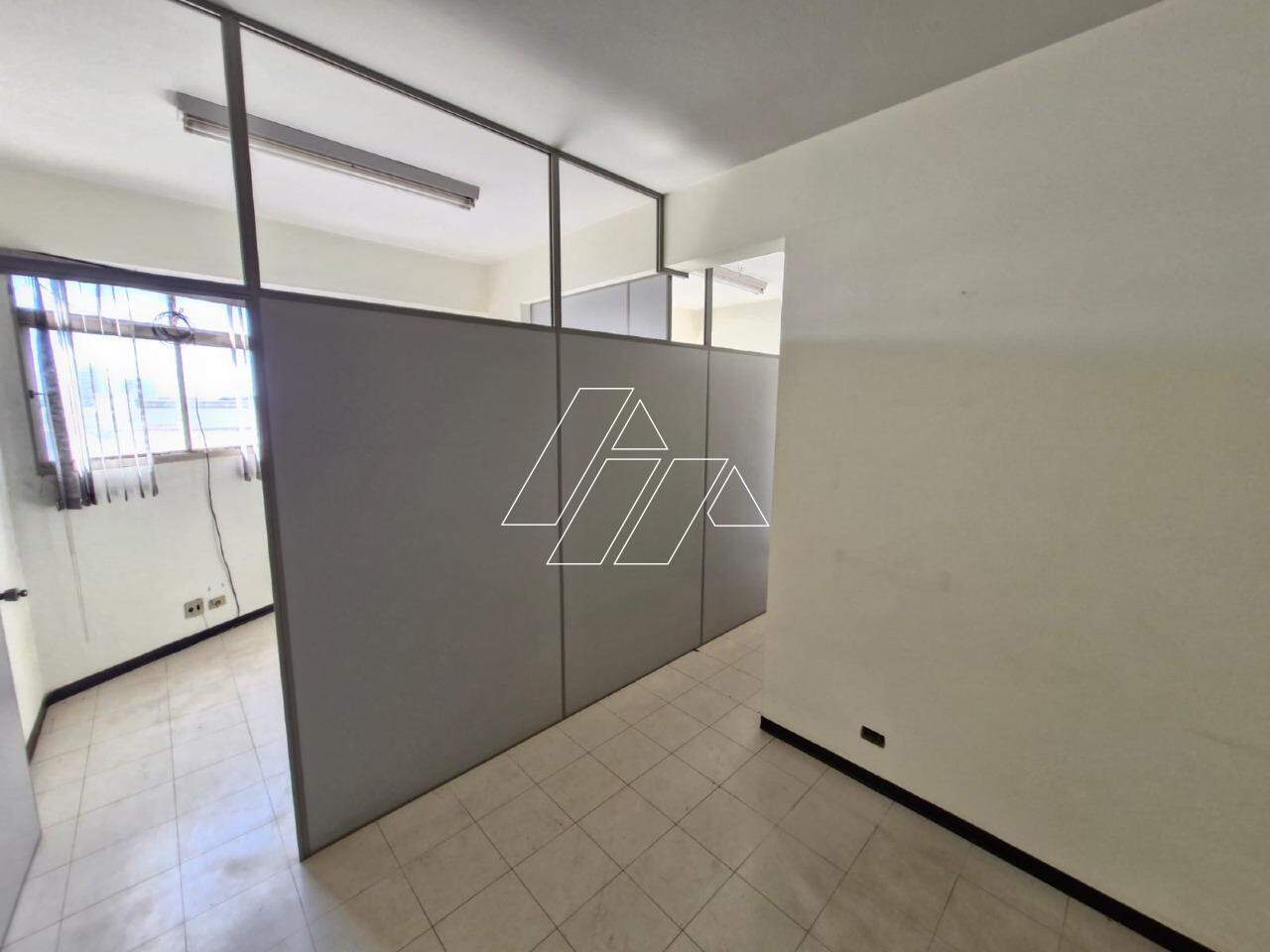 Sala para aluguel no Centro: 