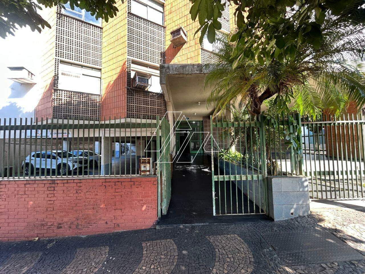 Sala para aluguel no Centro: 