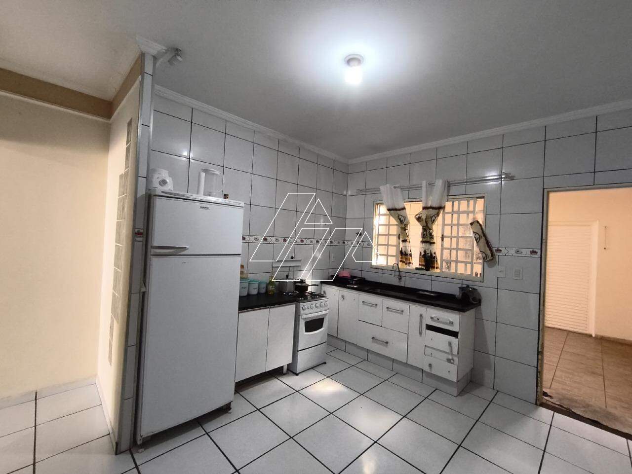 Casa à venda no Conjunto Residencial Alcir Raineri: 