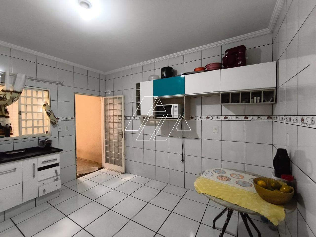 Casa à venda no Conjunto Residencial Alcir Raineri: 