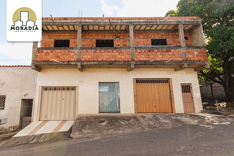 Casa a venda com 2 quartos no Caravelas em Ipatinga