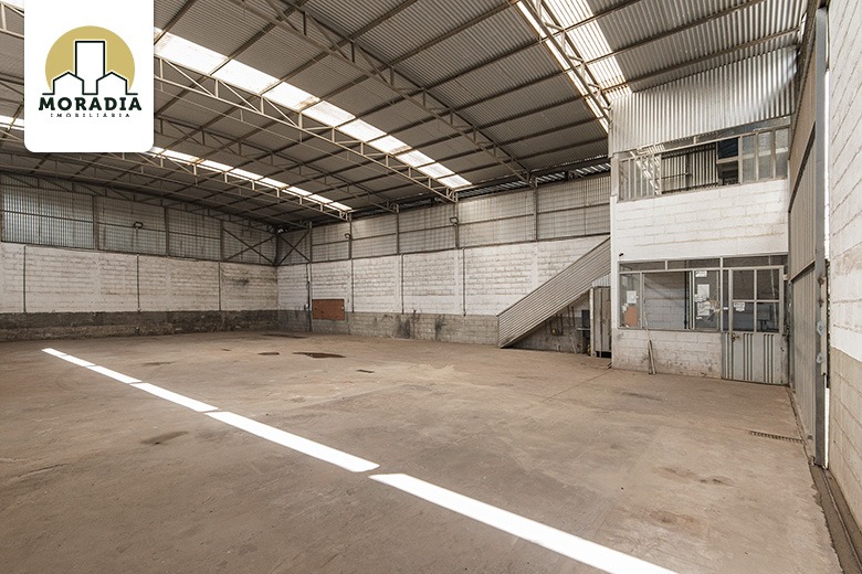 Galpão para alugar com 360,00 m² no Iguaçu em Ipatinga