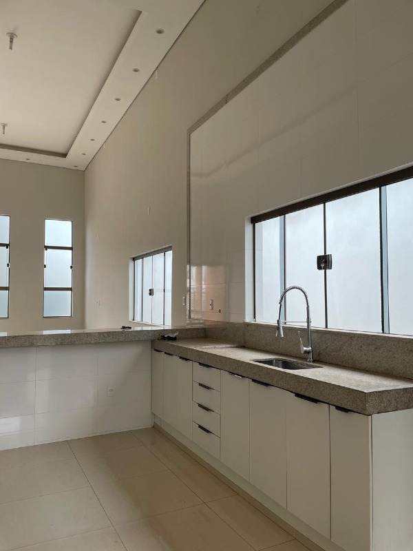 Casa à venda no Vale do sol: 