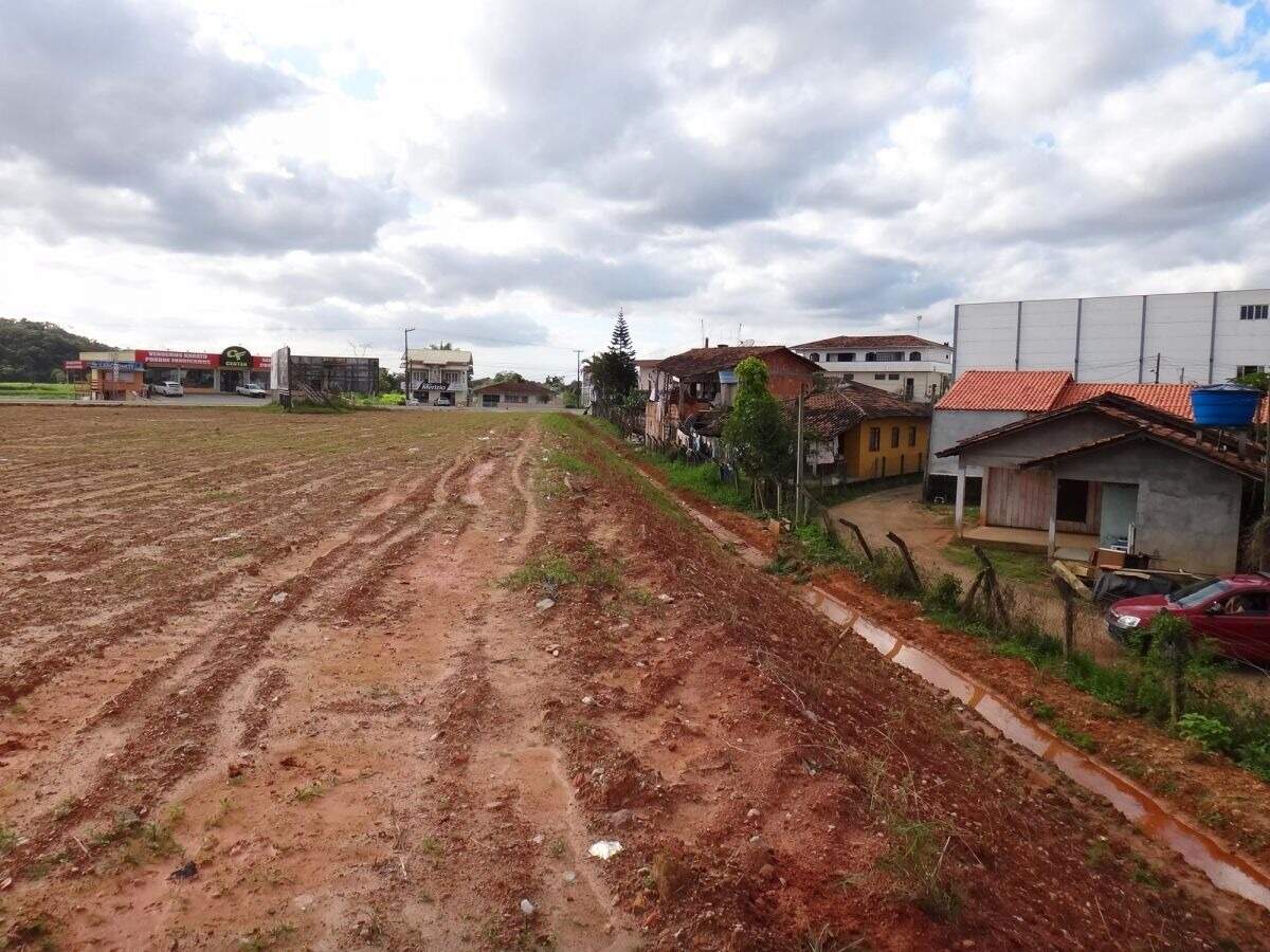 Lote/Terreno de 8586m² no bairro Limoeiro, em Itajaí | Eu Corretor