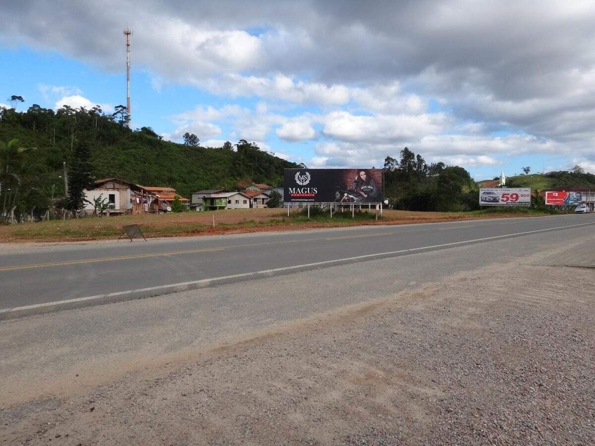 Lote/Terreno de 8586m² no bairro Limoeiro, em Itajaí | Eu Corretor