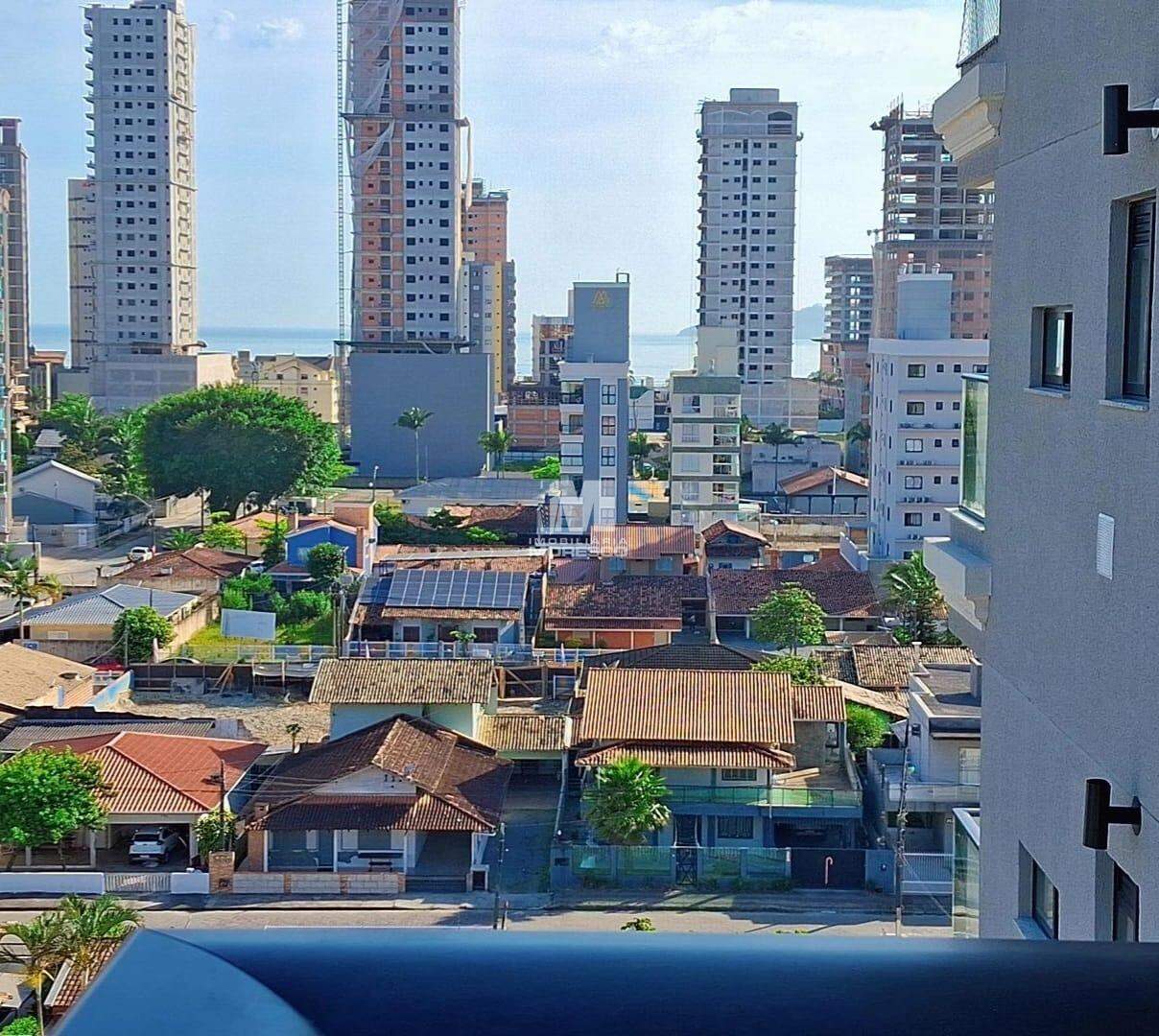 Apartamento à venda no bairro Balneário Perequê: 