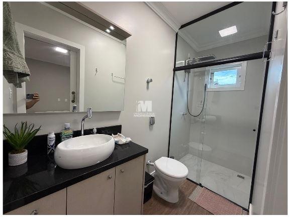 Casa à venda no bairro Guabiruba Sul: 