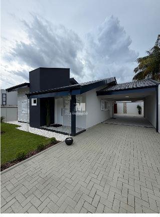 Casa à venda no bairro Guabiruba Sul: 