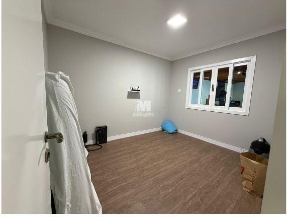 Casa à venda no bairro Guabiruba Sul: 