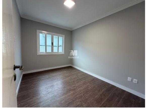 Casa à venda no bairro Guabiruba Sul: 