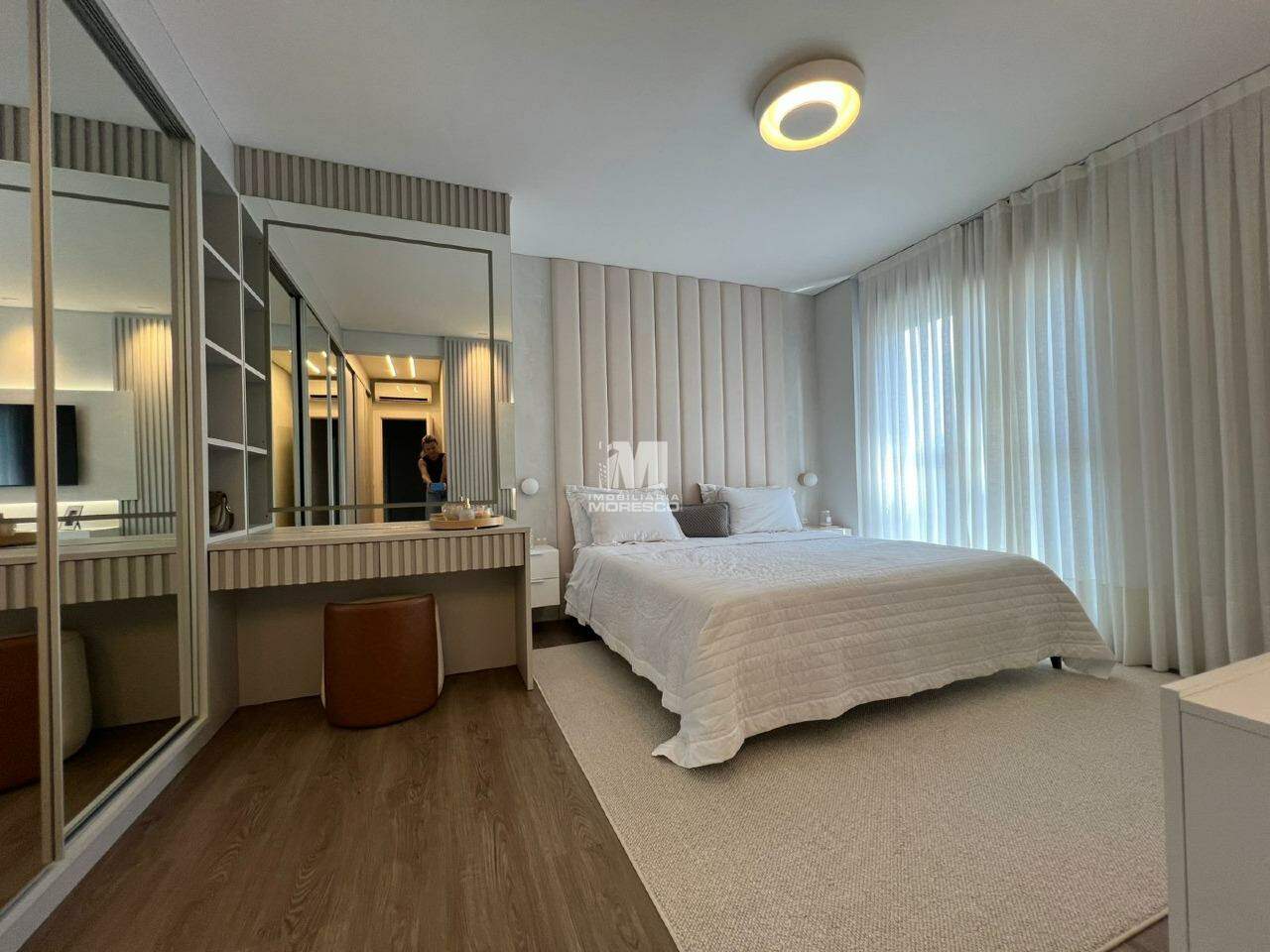 Apartamento à venda no bairro Centro: 