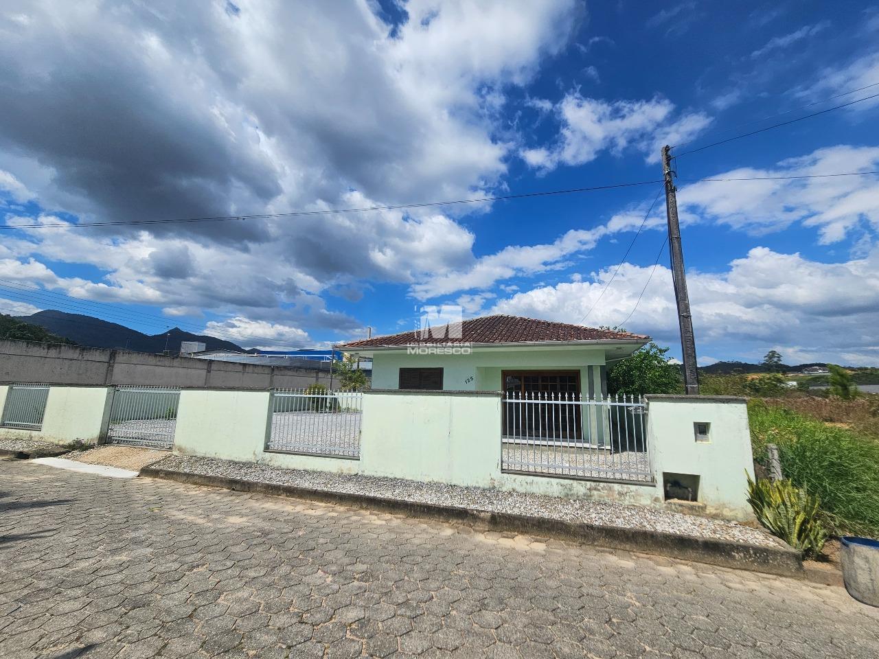 Casa à venda no bairro São Pedro: 