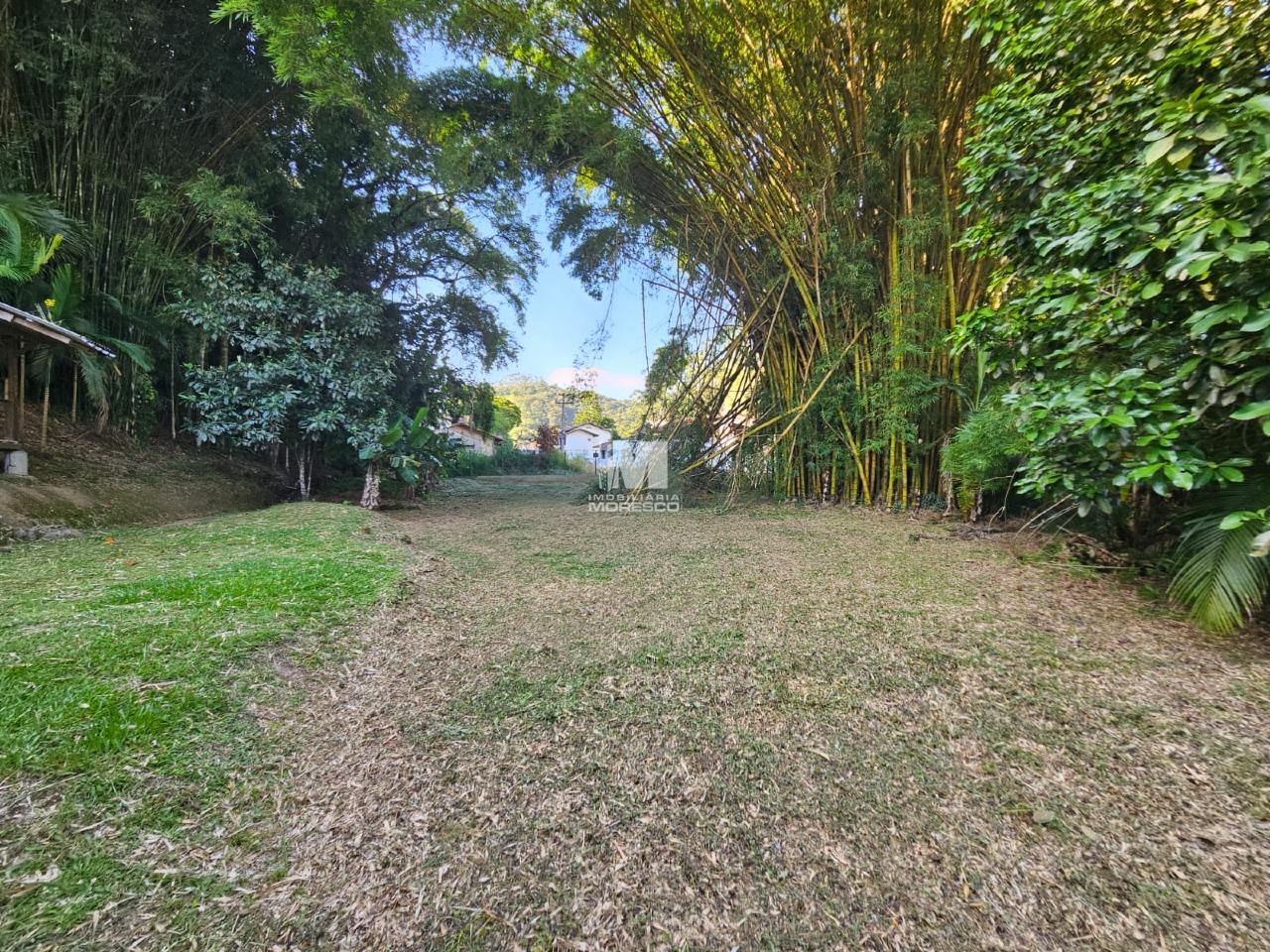 Terreno à venda no bairro São Pedro: 