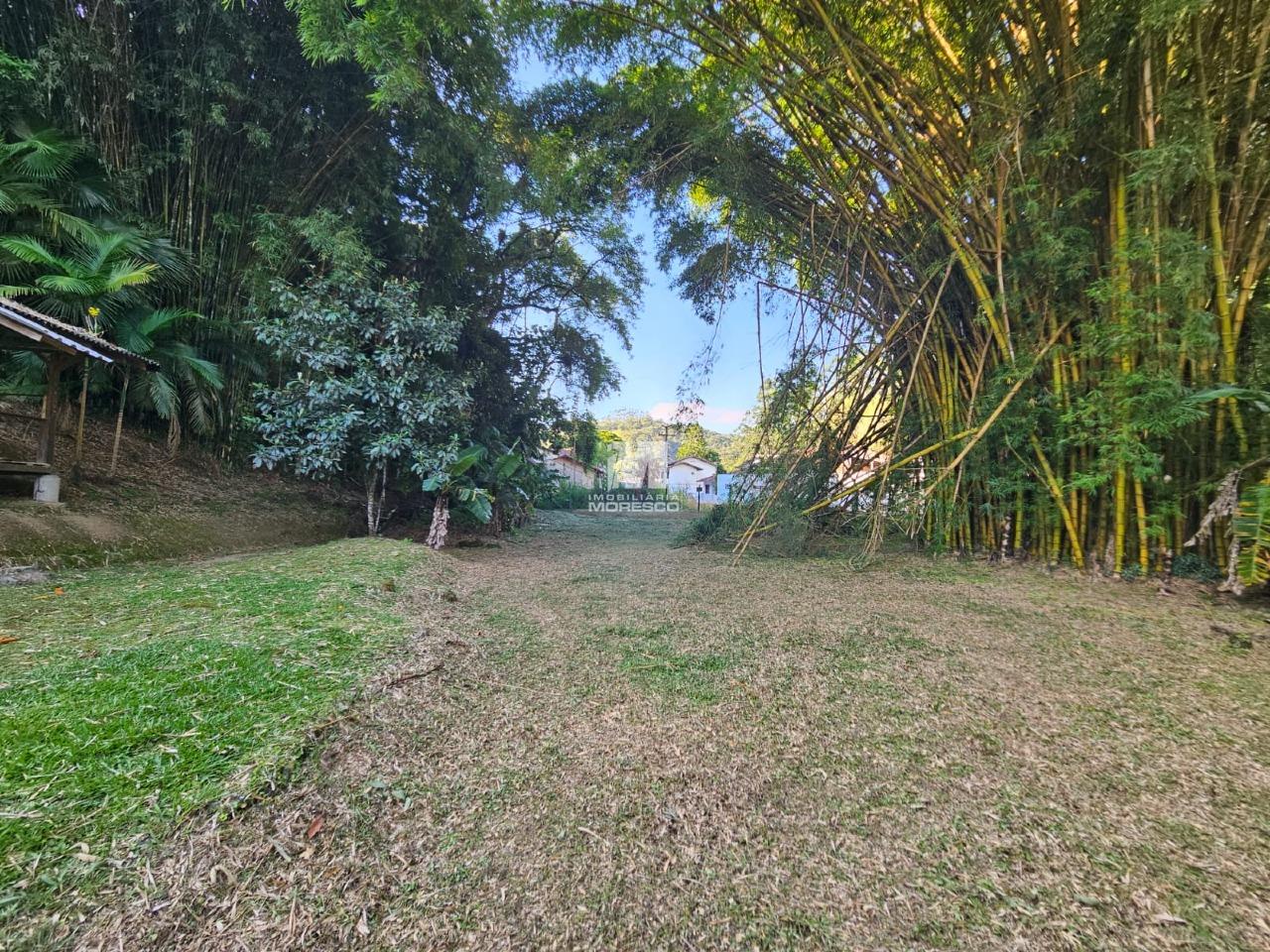 Terreno à venda no bairro São Pedro: 