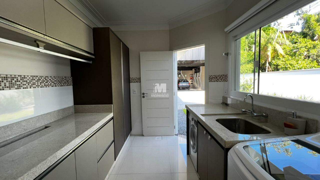 Casa à venda no bairro Centro: 