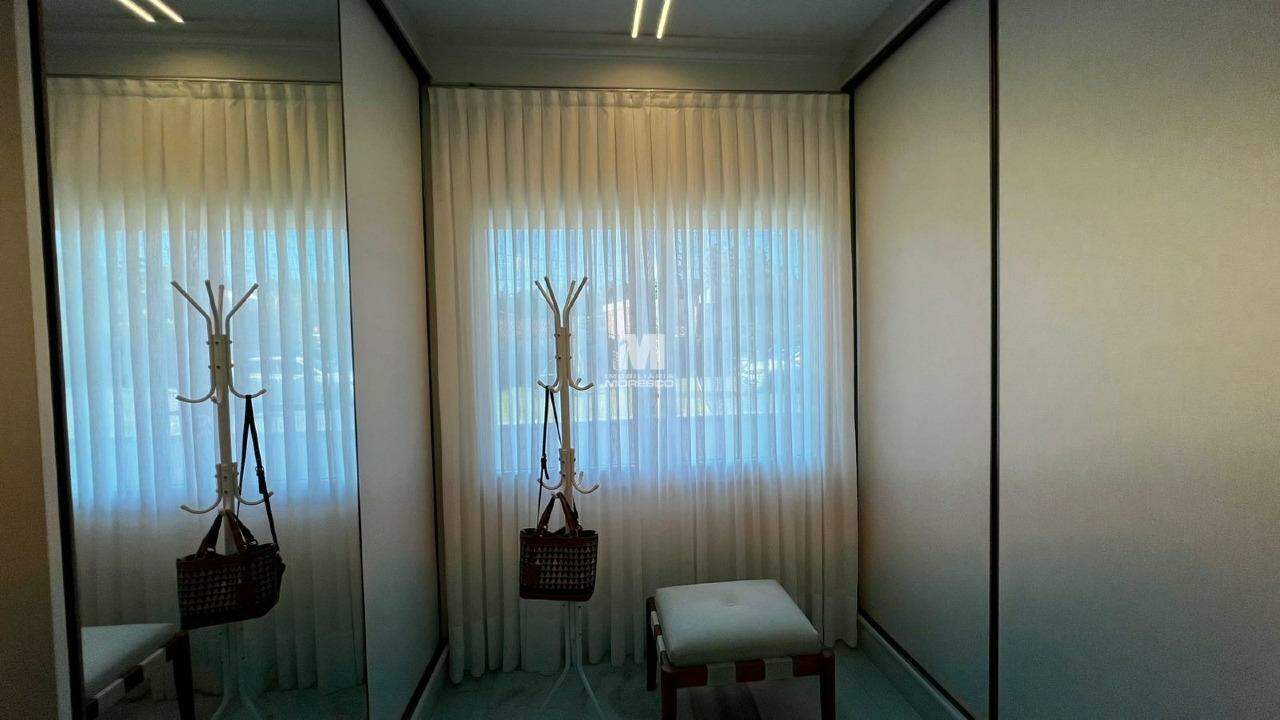 Casa à venda no bairro Centro: 