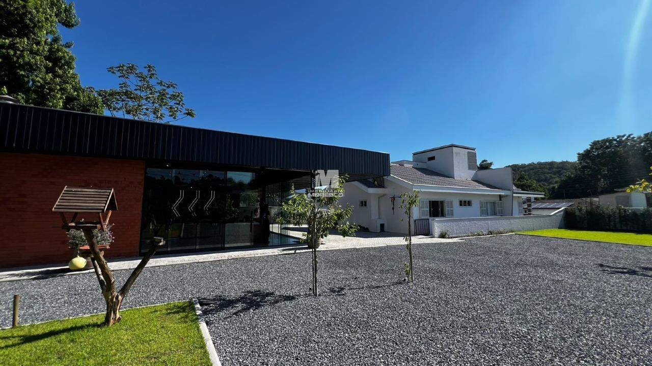 Casa à venda no bairro Centro: 
